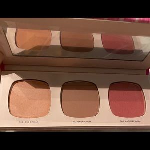 Bare Minerals blush trio.